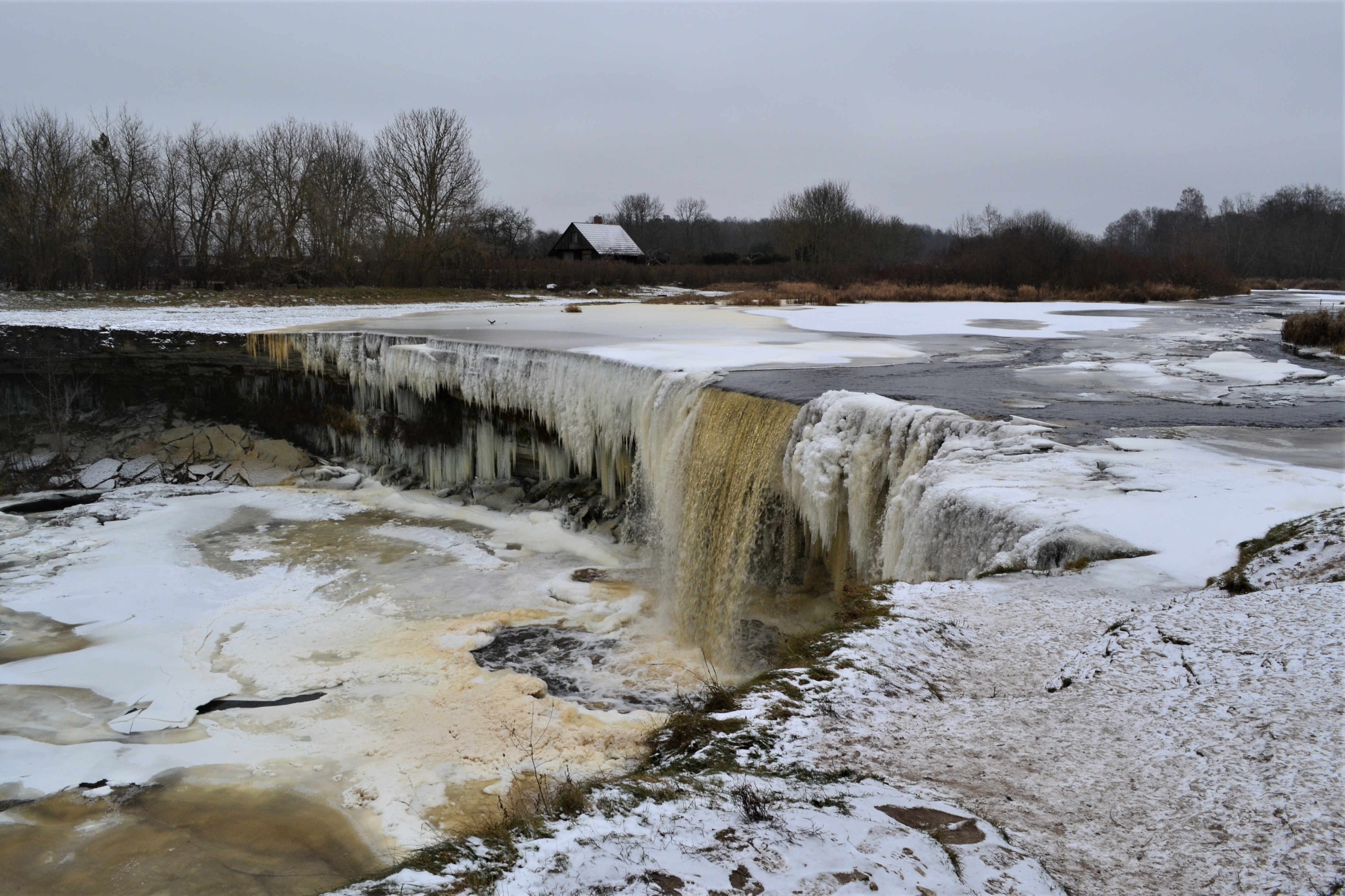 ©J. Leppmets. Jägala waterfall can be half or even fully frozen in the winter ©J. Leppmets. Jägala waterfall can be half or even fully frozen in the winter